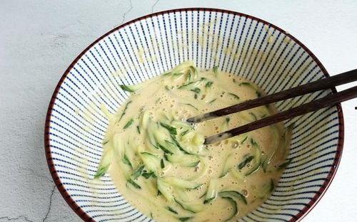 扶手瓜怎么拌着吃,创意拌菜，尽享田园风味