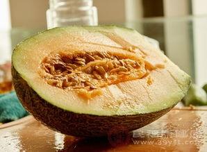 吃了田七可以吃哈密瓜吗,食用搭配探讨